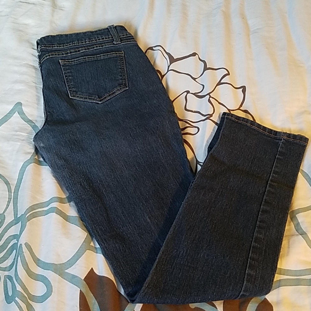 💥3 for $10💥 So jeans - short length